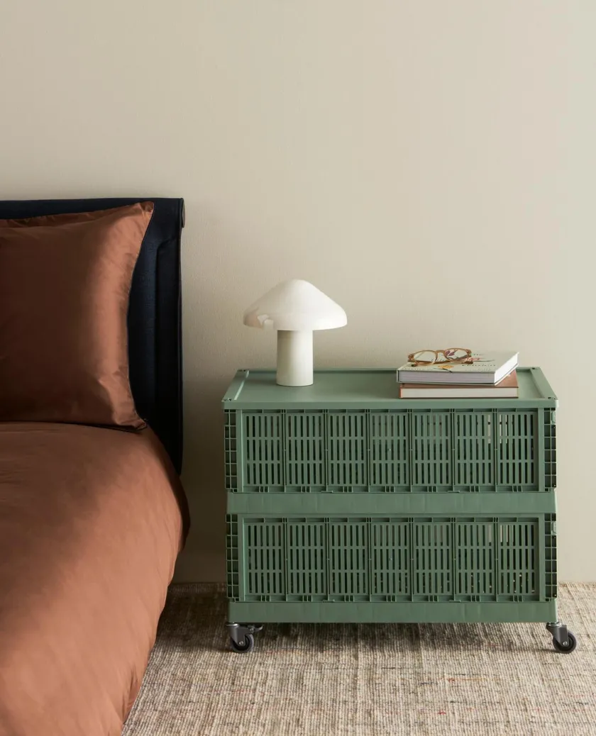 HAY Colour Crate X-Large, Charcoal fra>Børn Gaver Til Ham|Opbevaring På Børneværelset