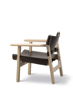 Fredericia Furniture Den Spanske Stol i mørkebrun læder, eg sæbe af Børge Mogensen><noscript><img width=