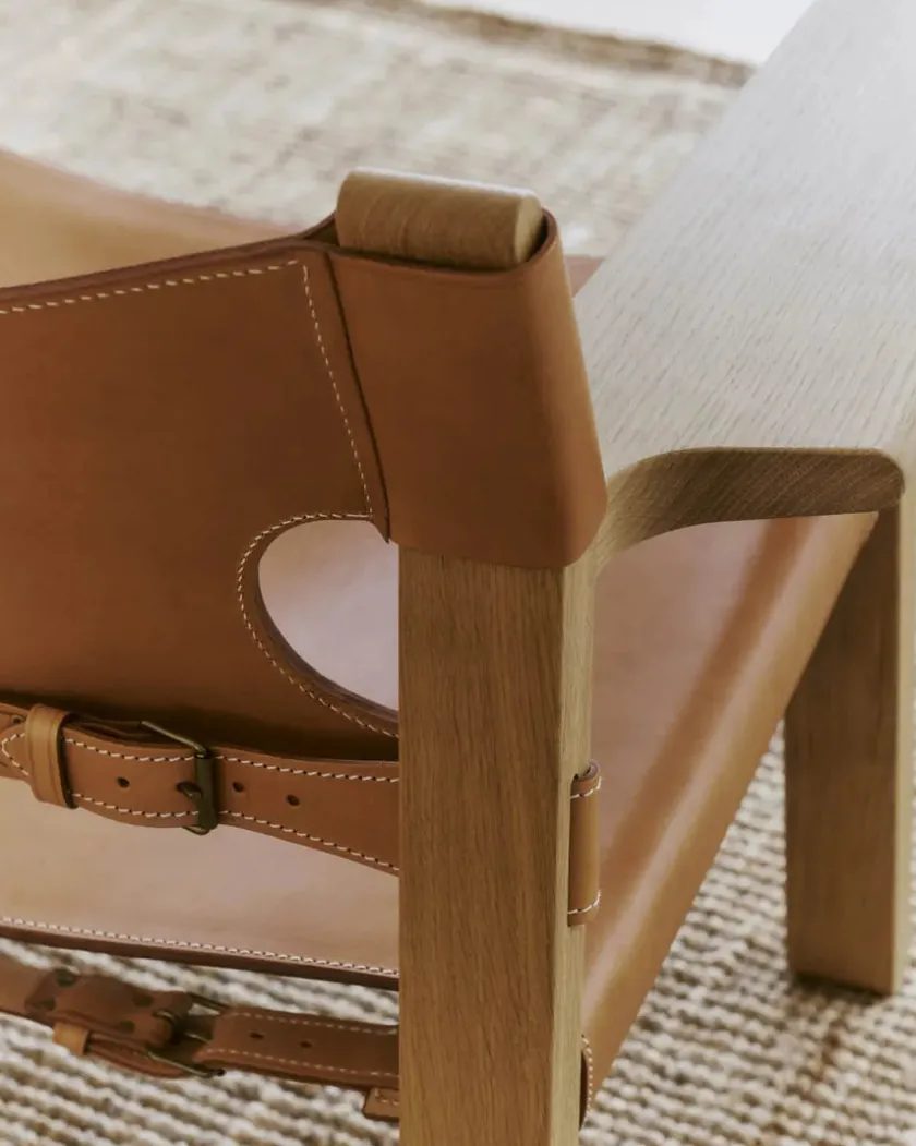 Fredericia Furniture Den Spanske Stol i sort læder, eg sort lak af Børge Mogensen> Lænestole
