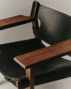 Fredericia Furniture Den Spanske Stol i sort læder, eg sort lak af Børge Mogensen><noscript><img width=