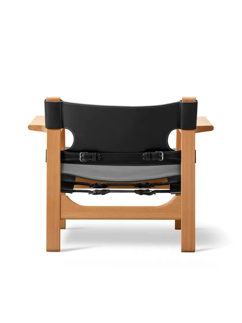 Fredericia Furniture Den Spanske Stol i sort læder, eg sæbe af Børge Mogensen> Lænestole