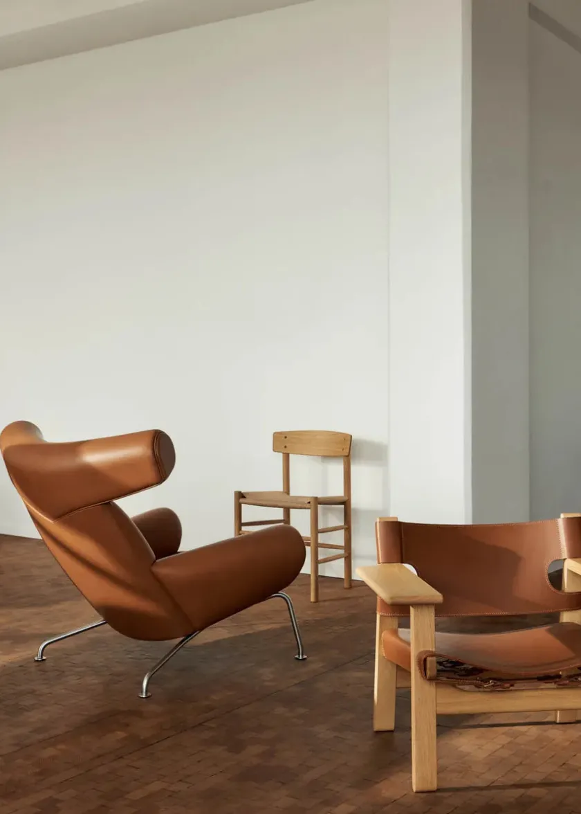 Fredericia Furniture Den Spanske Stol i sort læder, eg olie af Børge Mogensen> Lænestole