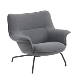 Muuto Doze Lounge Chair, Low Back, Refine Leather Cognac, Tube base fra><noscript><img width=