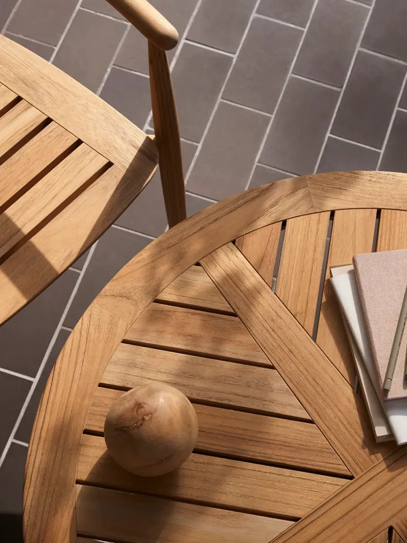 Carl Hansen & Søn E022 Havebord, Ø140 fra> Haveborde