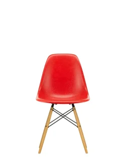Vitra Eames Fiberglass Chair DSW, lys ahorn fra><noscript><img width=