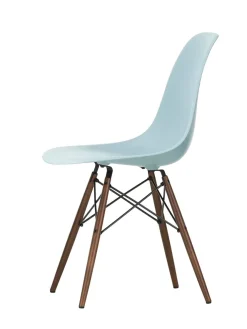Vitra Eames Plastic Side Chair DSW, mørkbejdset ahorntræ fra> Spisebordsstole