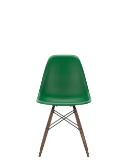 Vitra Eames Plastic Side Chair DSW, mørkbejdset ahorntræ fra><noscript><img width=