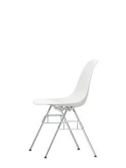 Vitra Eames Plastic Side Chair DSS-N, stabelbar fra><noscript><img width=