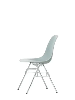 Vitra Eames Plastic Side Chair DSS, stabelbar fra><noscript><img width=