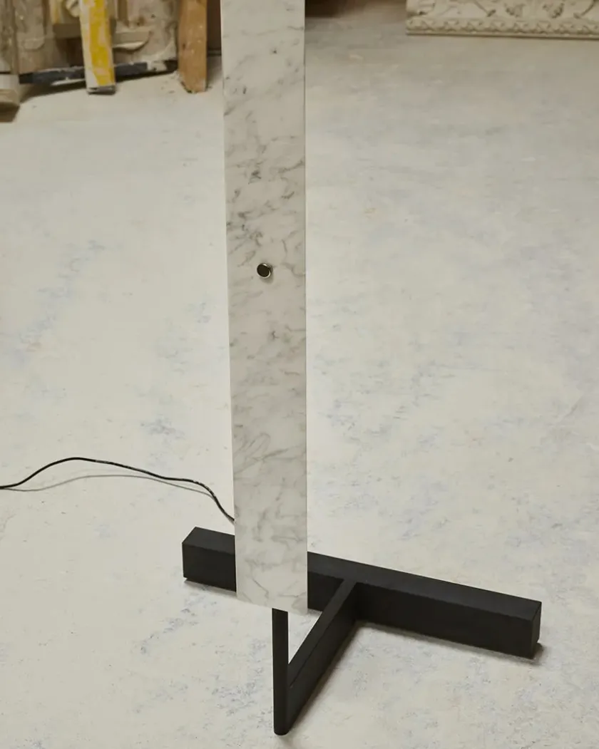 Anour F Model gulvlampe fra> Gulvlamper|Spots