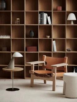Fredericia Furniture Fellow Bordlampe fra> Spots