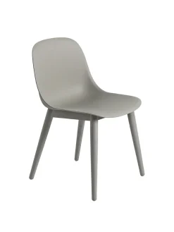Muuto Fiber side chair wood fra><noscript><img width=