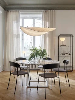 New Works Florence spisebord Ø145, white viola fra> Spiseborde