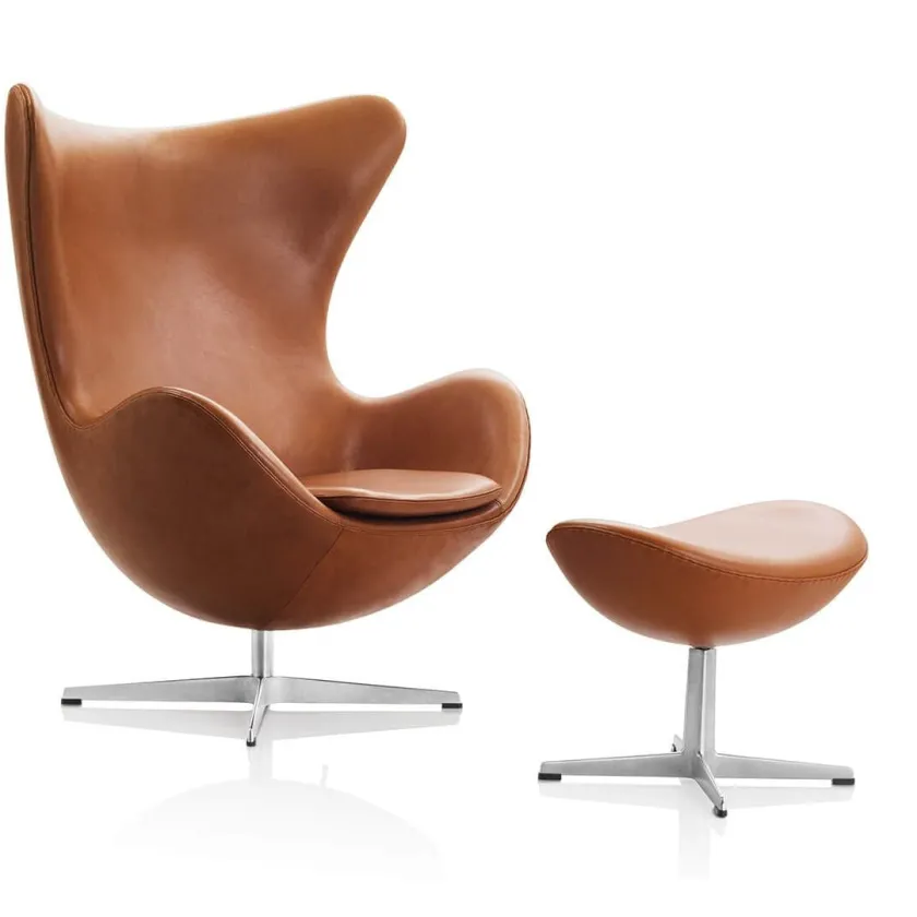 Fritz Hansen Ægget, Lava Essensial læder, uden returdrej inkl. skammel af Arne Jacobsen> Lænestole