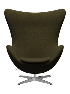 Fritz Hansen Ægget, sort læder/aluminium af Arne Jacobsen><noscript><img width=