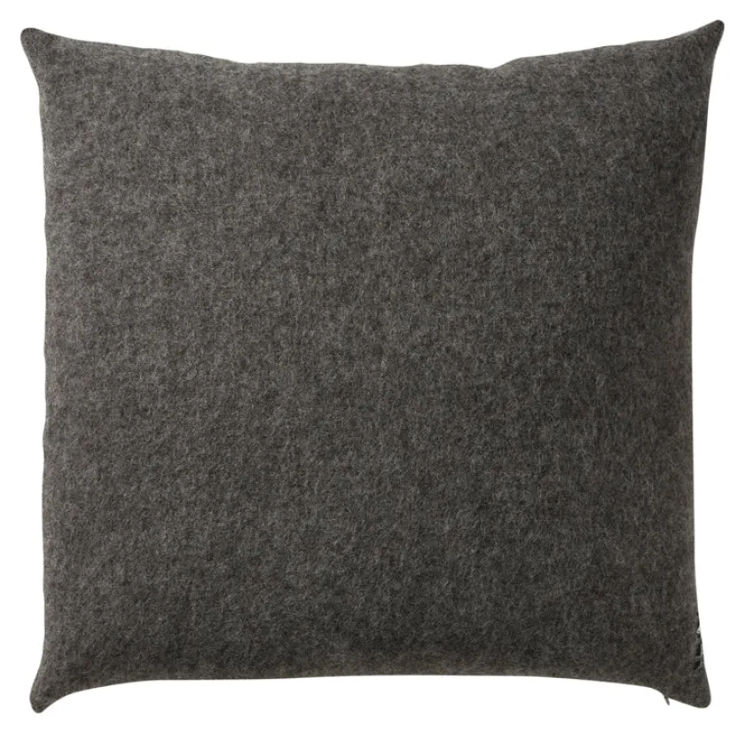 Silkeborg Uldspinderi Gotland pude, 50x50 cm fra> Gaver Til Hende|Puder Og Plaider
