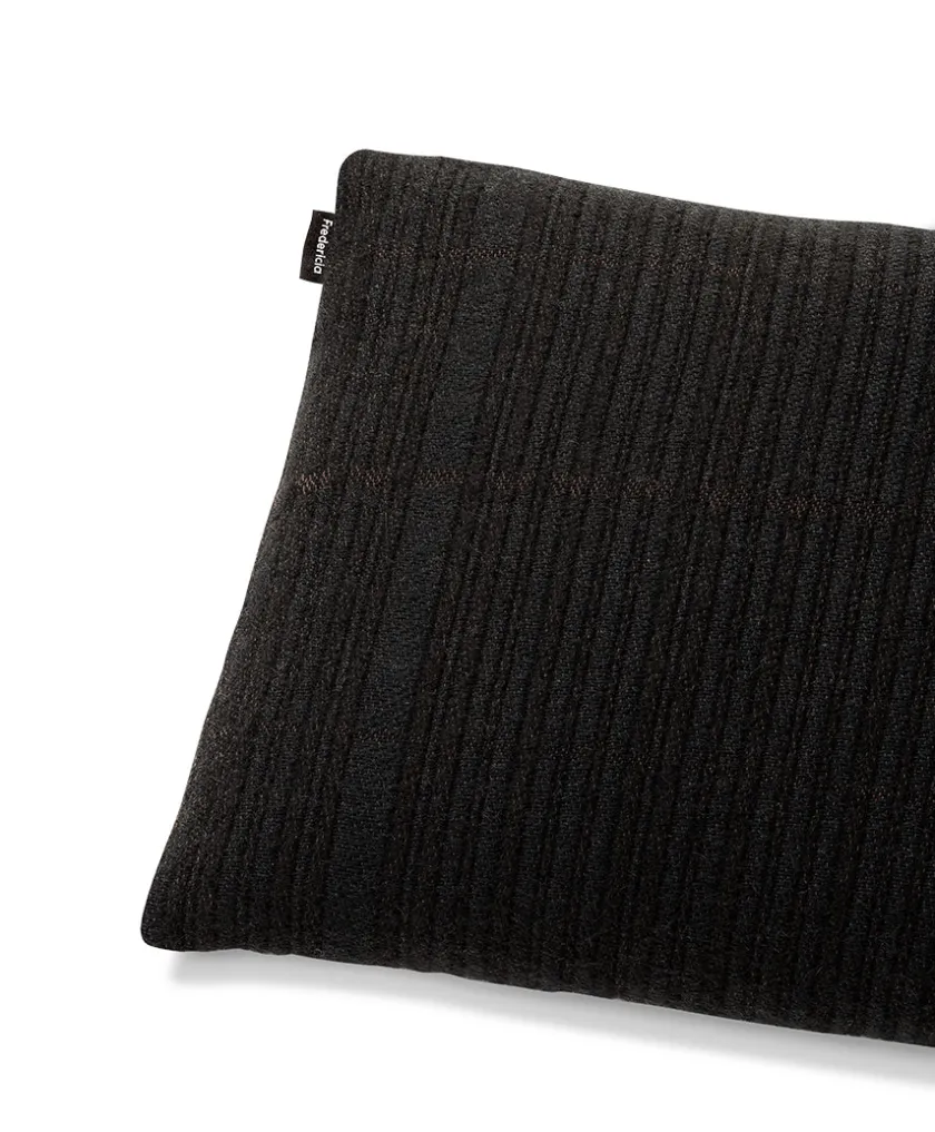 Fredericia Furniture Grid Decorative Cushion fra> Puder Og Plaider|Puder
