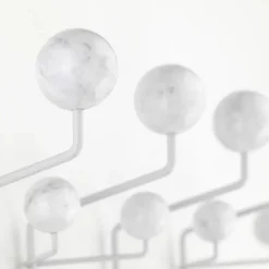 Vitra Hang It All, Black Edition, Valnød fra><noscript><img width=
