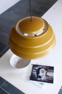 Verpan Hive pendel, yellow af Verner Panton><noscript><img width=