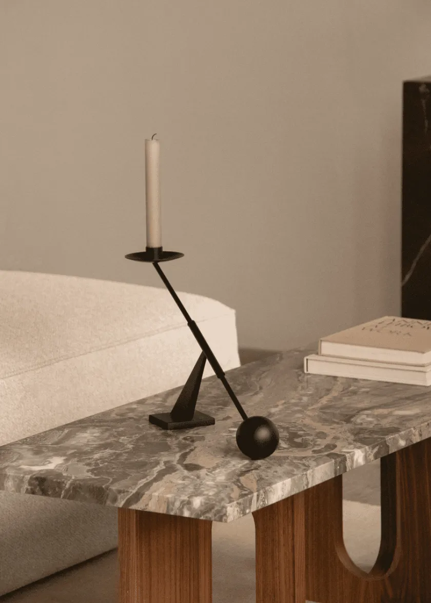 Audo Copenhagen Interconnect Candle Holder - small, bronzed brass fra> Gaver Til Ham|Gaver Til Hende