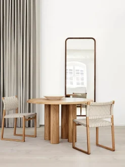 Fredericia Furniture Islets Spisebord, eg lys olie fra> Spiseborde