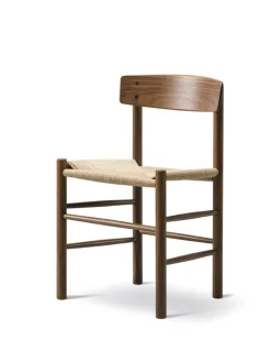 Fredericia Furniture J39 Folkestolen, olieret valnød af Børge Mogensen> Spisebordsstole