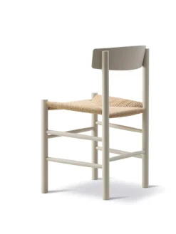 Fredericia Furniture J39 Folkestolen, Pebble grey af Børge Mogensen><noscript><img width=