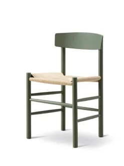 Fredericia Furniture J39 Folkestolen, sortlakeret bøg af Børge Mogensen><noscript><img width=