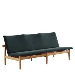 House of Finn Juhl Japan 3 pers. sofa, eg klar olie af Finn Juhl><noscript><img width=