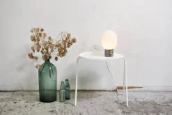 Audo Copenhagen JWDA Metallic Bordlampe fra><noscript><img width=