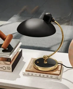 Fritz Hansen Kaiser Idell 6631-T Luxus Bordlampe, easy grey fra><noscript><img width=
