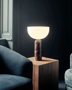 New Works Kizu Bordlampe Large, White Marble fra><noscript><img width=