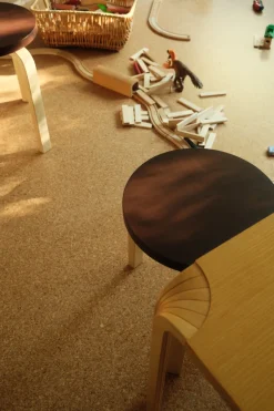 Artek Limited Edition Stool 60, Mahogany Brown fra><noscript><img width=