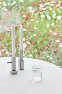 Fritz Hansen Lysestage #1 messing af Jaime Hayon><noscript><img width=