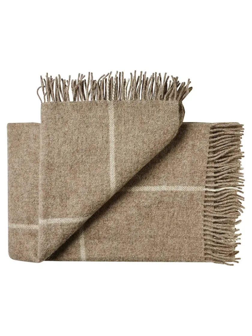 Silkeborg Uldspinderi Mandø Plaid, light grey fra> Puder Og Plaider