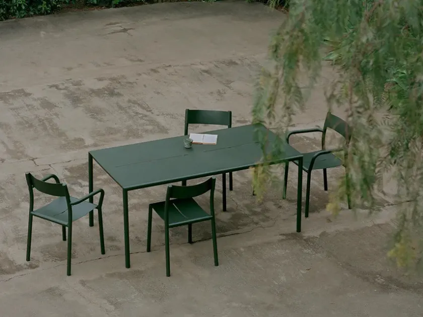 New Works May sæt, 4 stole og bord 170x85 i dark green fra> Havemøbelsæt