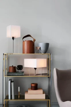 Fritz Hansen Miniature Ægget af Arne Jacobsen><noscript><img width=