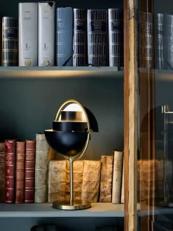 GUBI Multi-Lite Portable Bordlampe fra><noscript><img width=