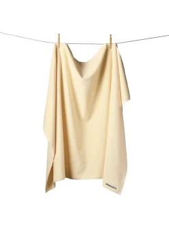 Bongusta Naram towel - Creme & Ink fra><noscript><img width=