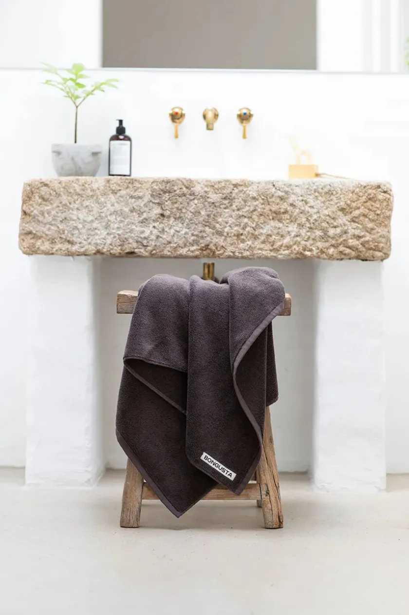 Bongusta Naram towel - Creme & Ink fra> Gaver Til Ham|Gaver Til Hende