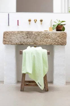 Bongusta Naram towel - Creme & Ink fra><noscript><img width=