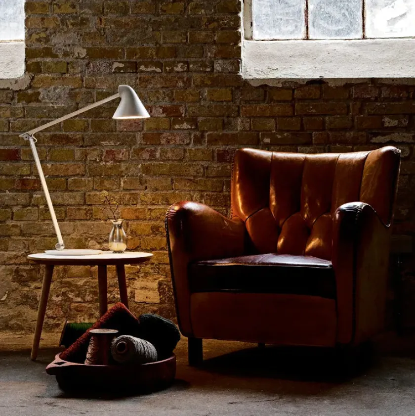 Louis Poulsen NJP bordlampe fra> Skrivebordslamper|Spots