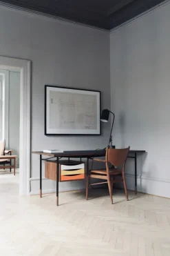 House of Finn Juhl Nyhavn Skrivebord m. Skuffekassette af Finn Juhl><noscript><img width=
