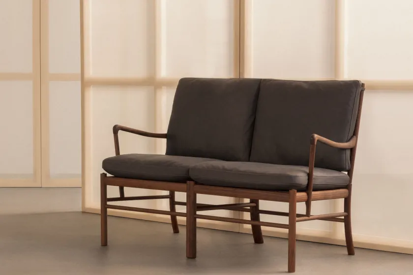 Carl Hansen & Søn OW149-2 Colonial sofa valnød olie, Terra-læder af Ole Wanscher> Sofaer
