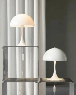 Louis Poulsen Panthella 250 bordlampe, pale blue af Verner Panton><noscript><img width=