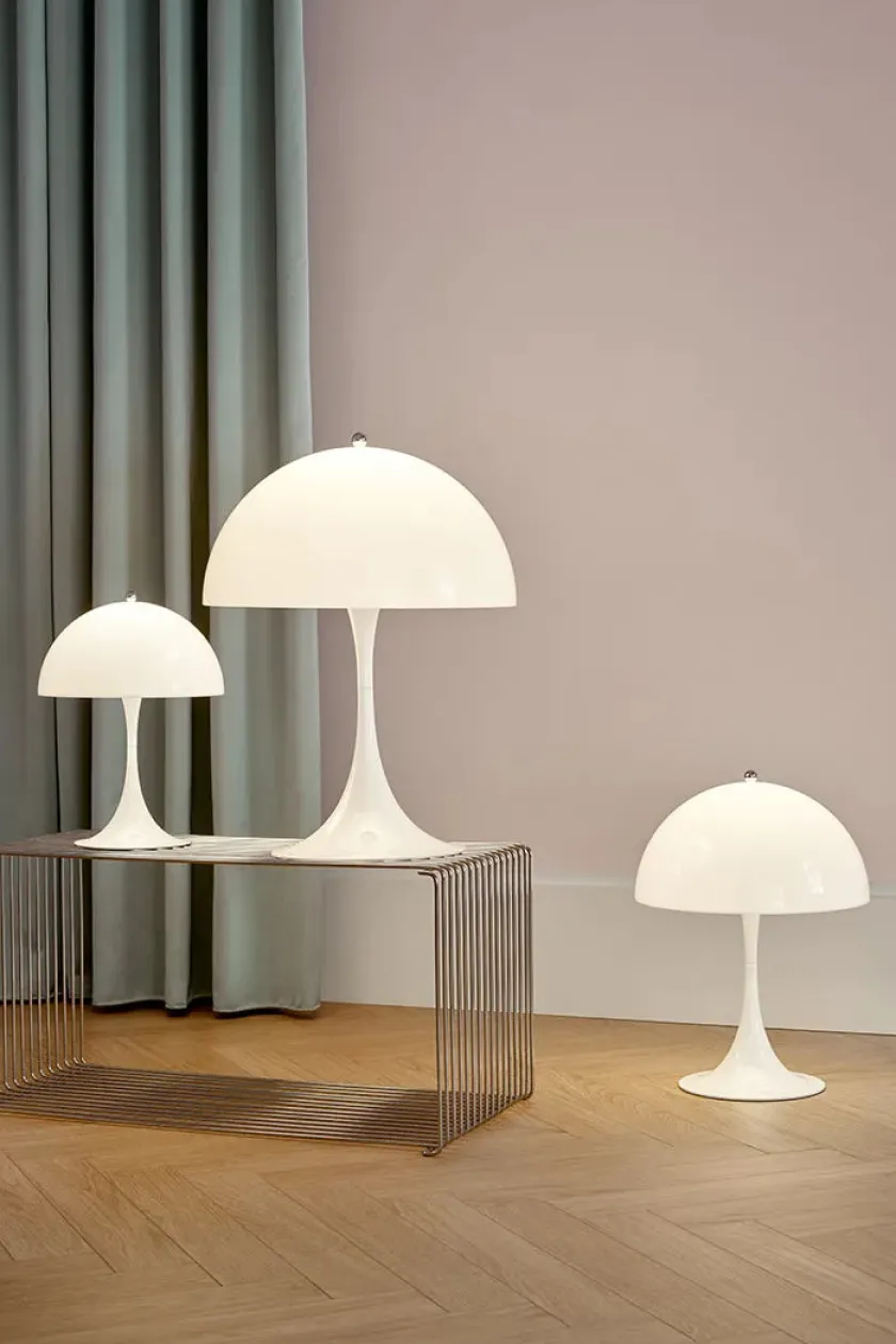 Louis Poulsen Panthella 250 bordlampe, sort af Verner Panton> Spots