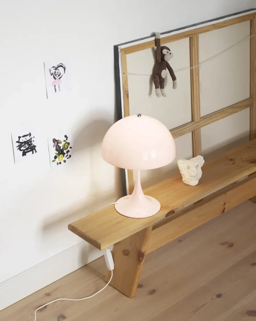 Louis Poulsen Panthella 250 bordlampe, sort af Verner Panton> Spots