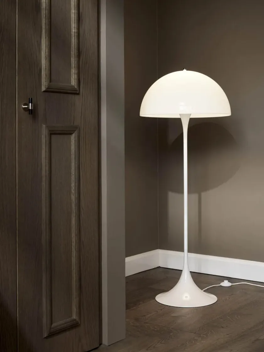 Louis Poulsen Panthella gulvlampe af Verner Panton> Gulvlamper|Spots