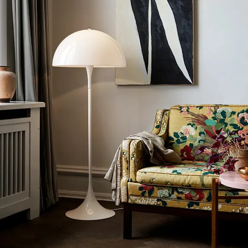 Louis Poulsen Panthella gulvlampe af Verner Panton> Gulvlamper|Spots