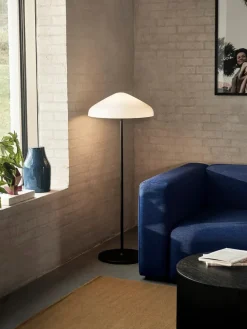 HAY Pao Glass Floor Lamp fra><noscript><img width=